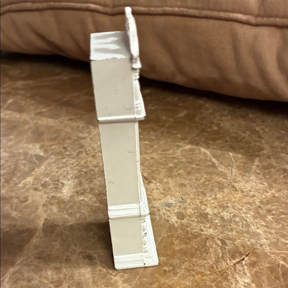 Vintage Die Cast Metal White Grandfather Clock Pencil Sharpener - Picture 8 of 13